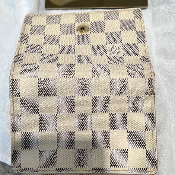 Louis Vuitton Damier Azur Porte Monnaie Kisslock Wallet - Picture 9 of 10